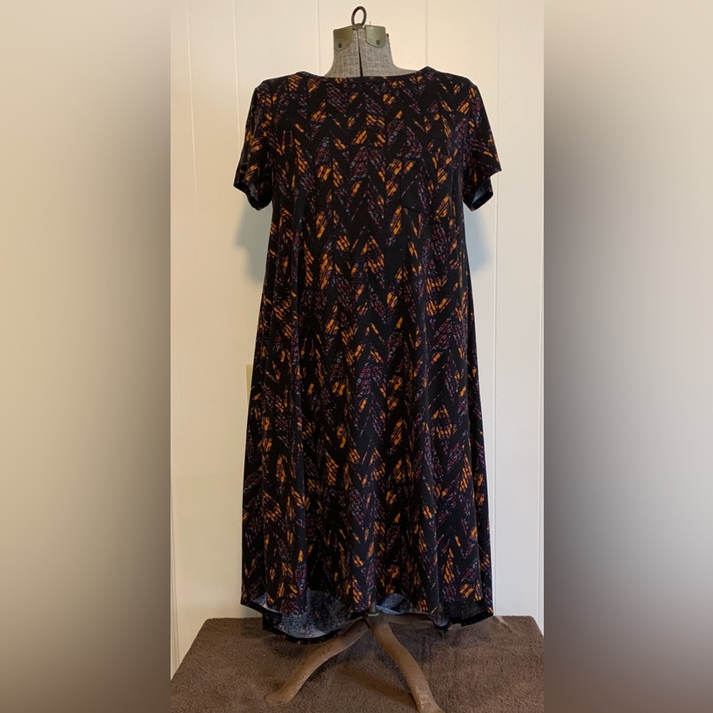 Lularoe Print Dress Size Medium Short Sleeve Hi-low Skirt